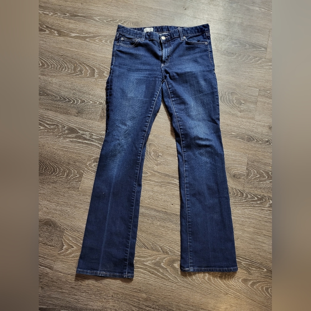 Size 30 jeans.